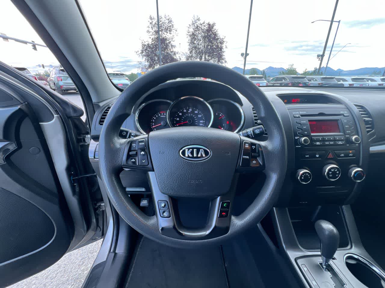 Thumbnail: 2013 Kia Sorento - 14