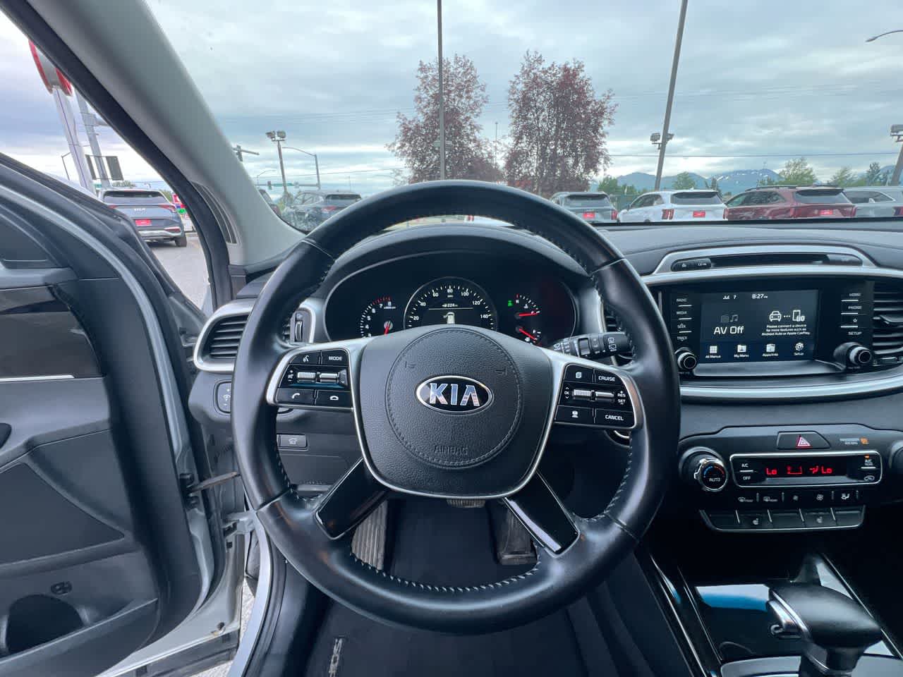 Thumbnail: 2019 Kia Sorento - 14