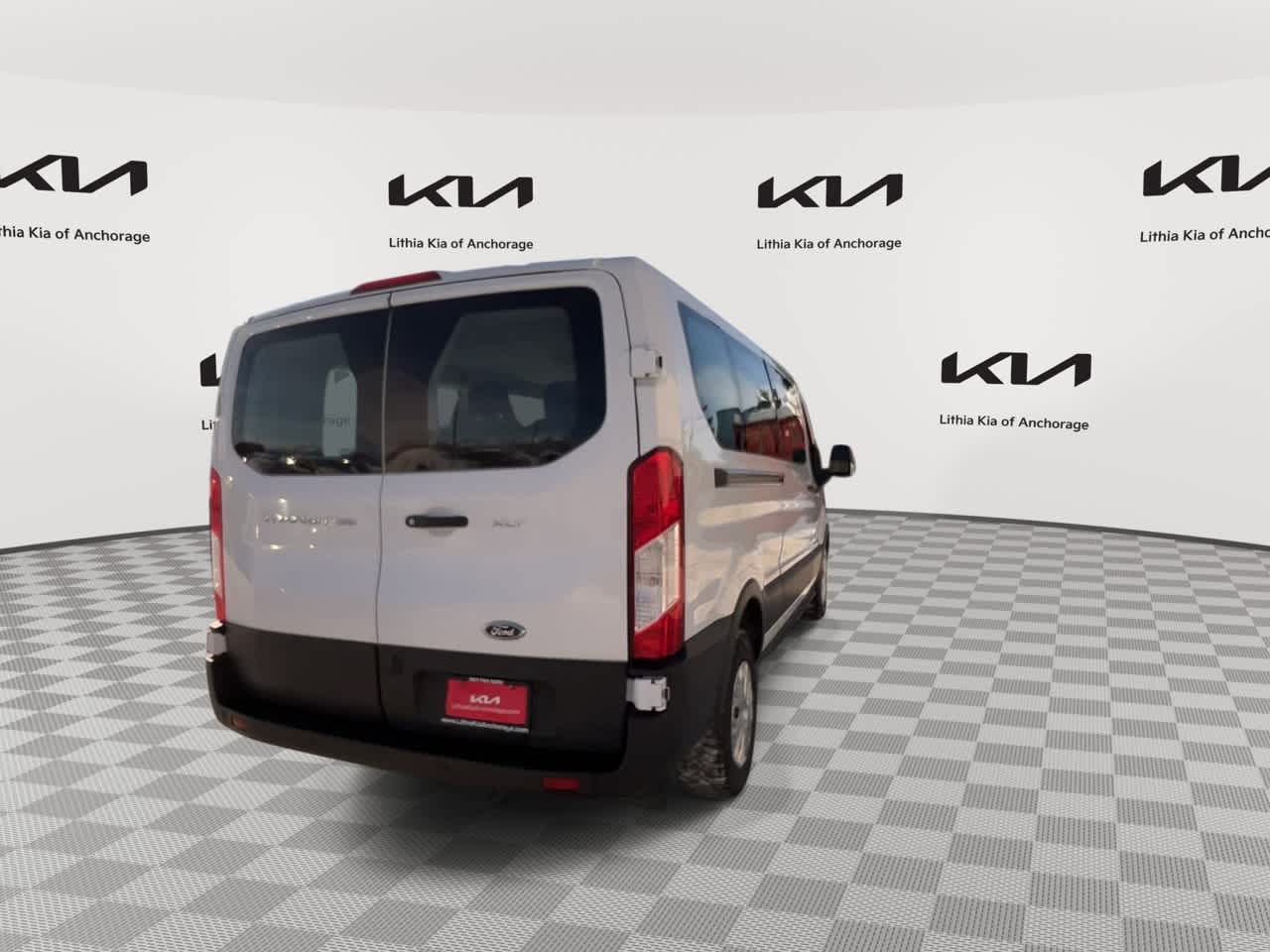 Thumbnail: 2023 Ford Econoline - 7