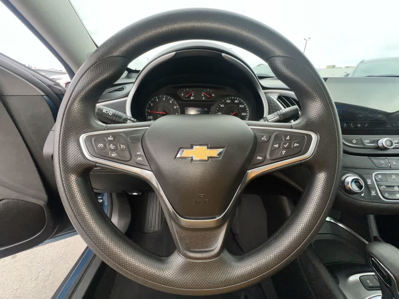 Thumbnail: 2024 Chevrolet Malibu - 14