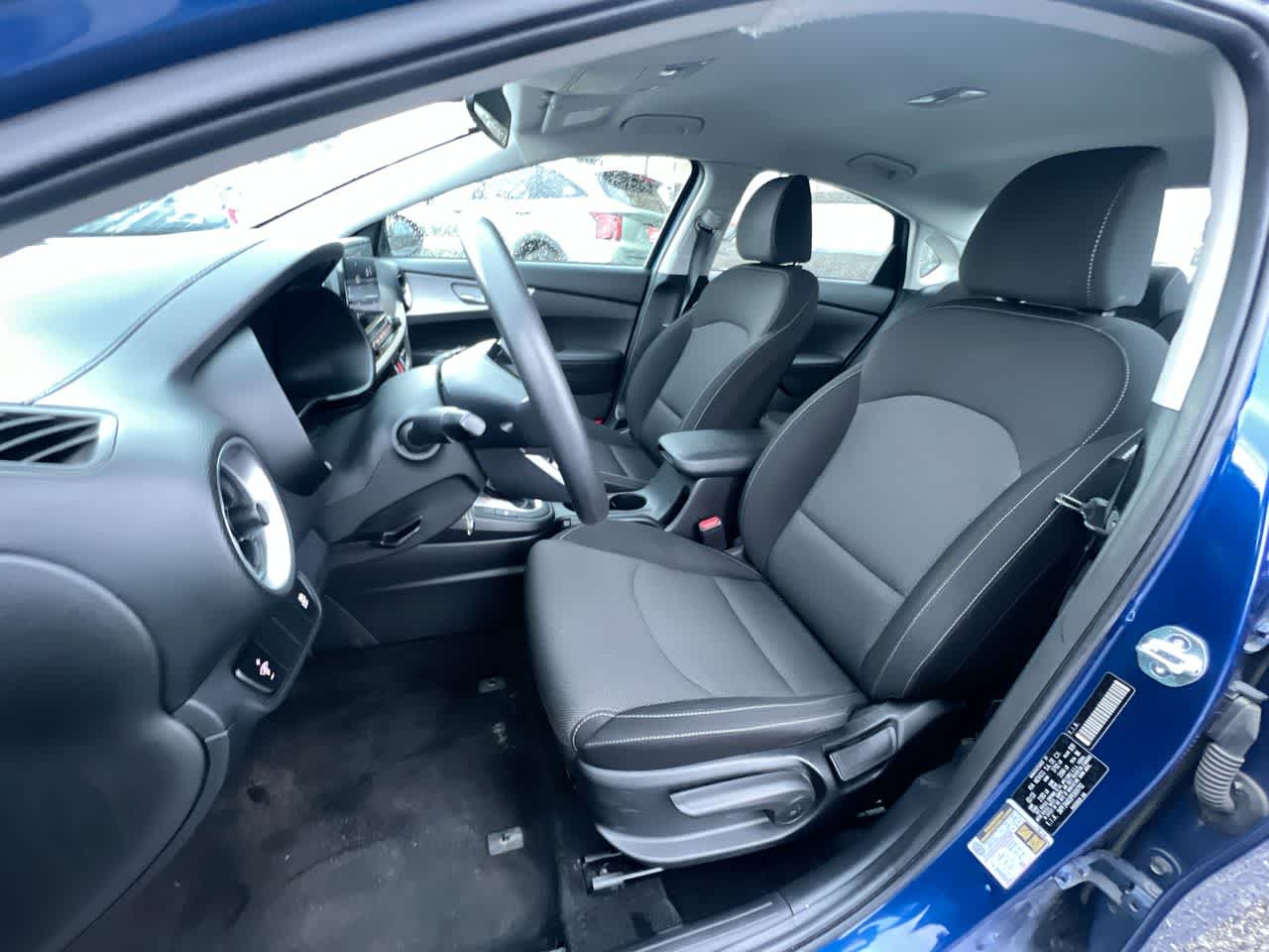 Thumbnail: 2023 Kia Forte - 11