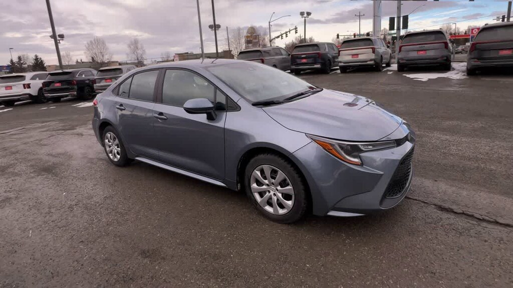 Used 2022 Toyota Corolla LE Sedan