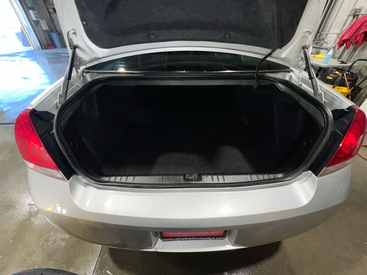 Thumbnail: 2016 Chevrolet Impala - 25