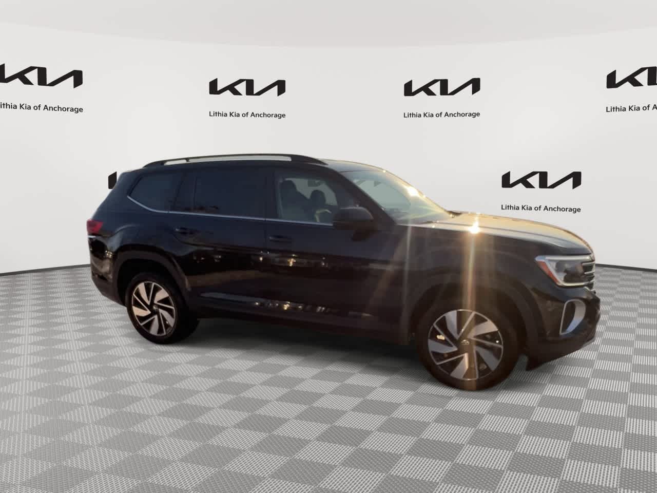 Thumbnail: 2025 Volkswagen Atlas - 3