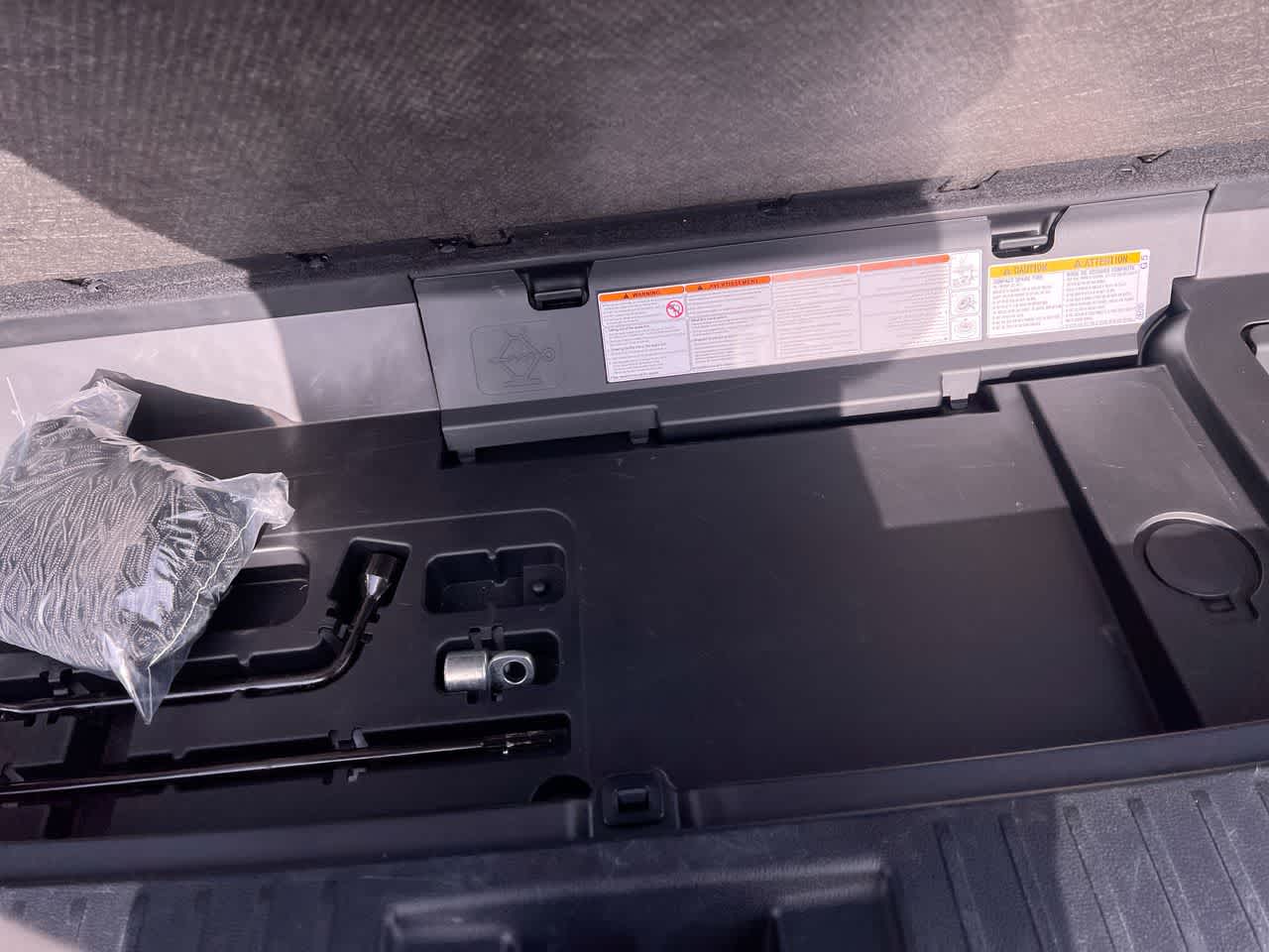 Thumbnail: 2023 Toyota Highlander - 26