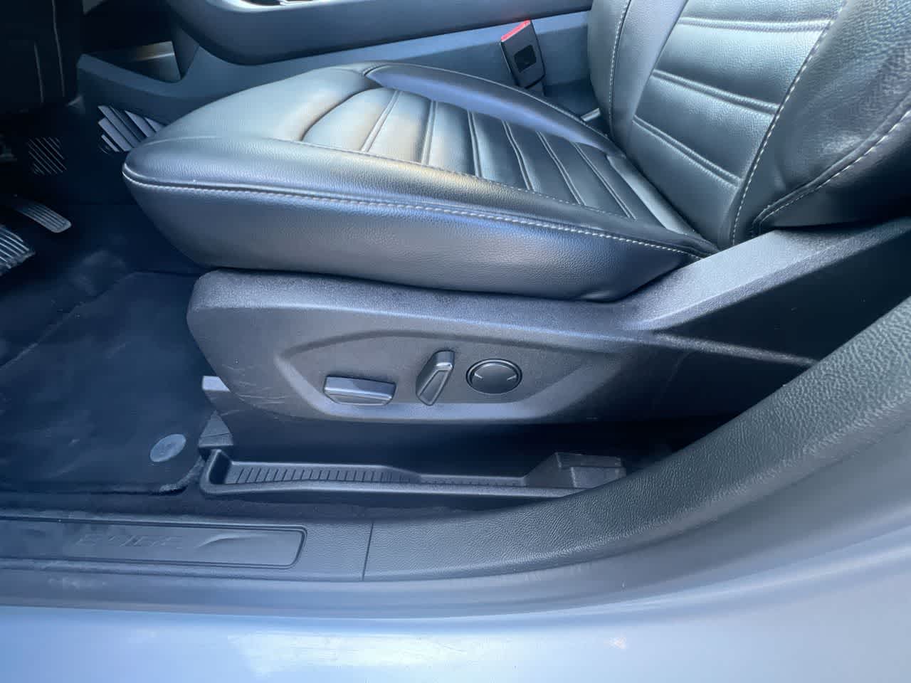 Thumbnail: 2023 Ford Edge - 12
