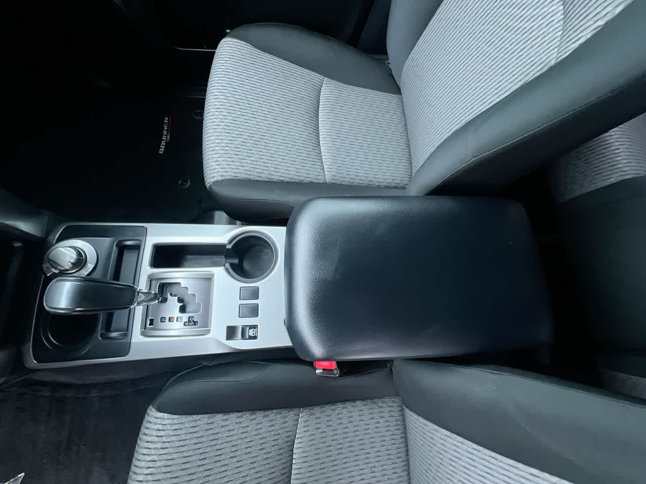 Thumbnail: 2019 Toyota 4Runner - 21