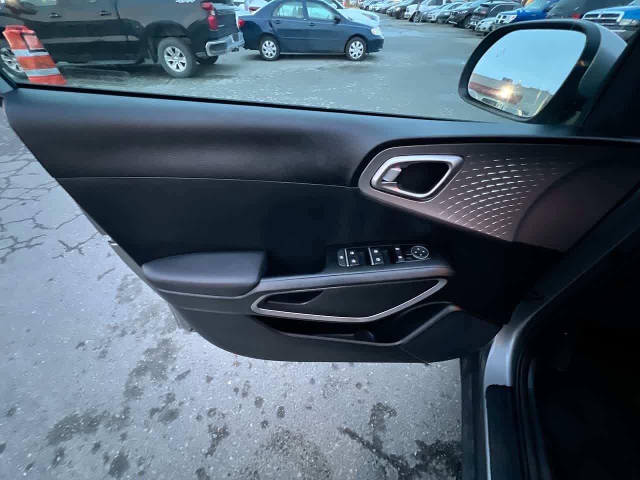 Thumbnail: 2024 Kia Soul - 13