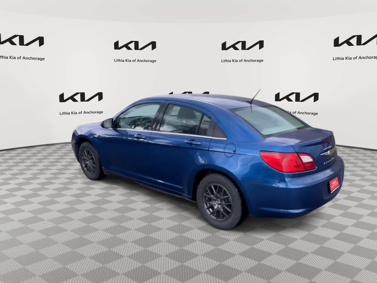 Thumbnail: 2010 Chrysler Sebring - 6