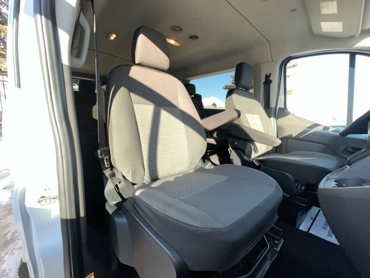 Thumbnail: 2020 Ford Econoline - 28