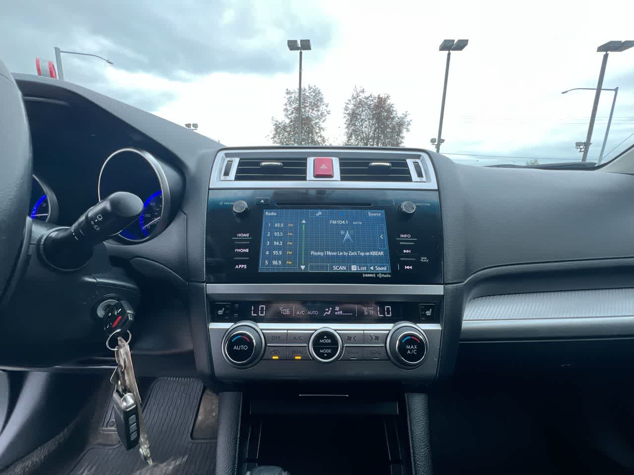 Thumbnail: 2015 Subaru Outback - 16
