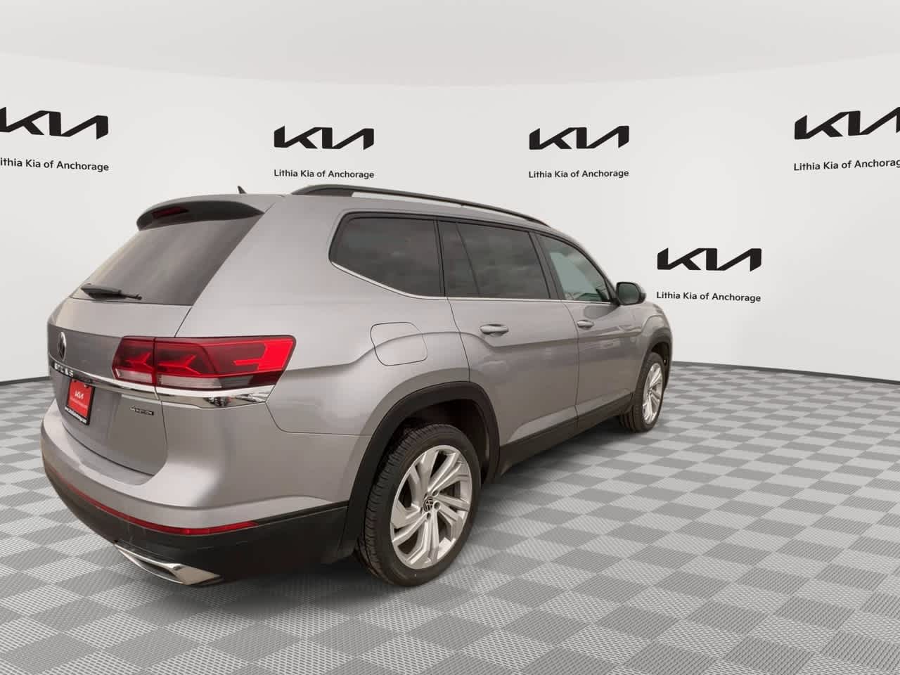 Thumbnail: 2023 Volkswagen Atlas - 9