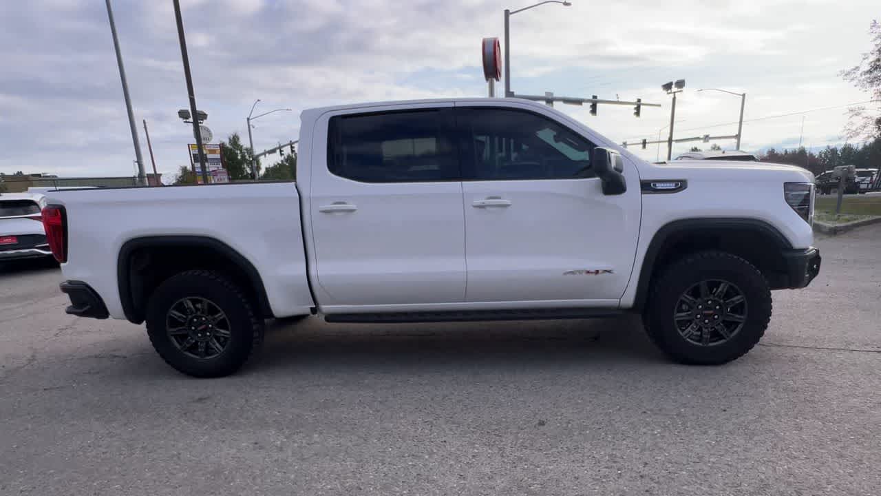 Thumbnail: 2024 GMC Sierra 1500 - 9