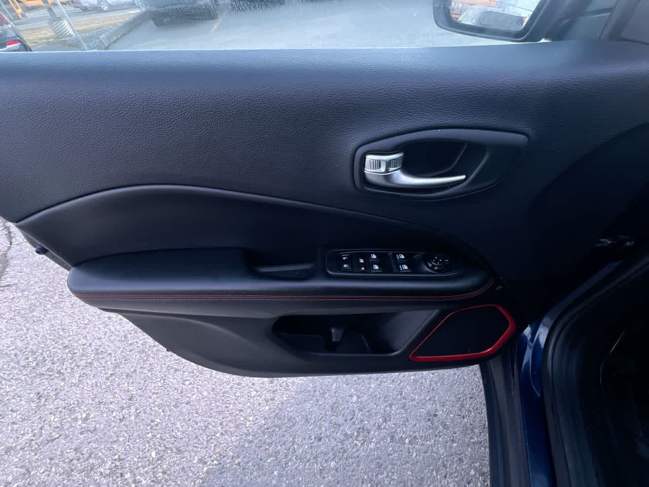 Thumbnail: 2017 Jeep Compass - 13