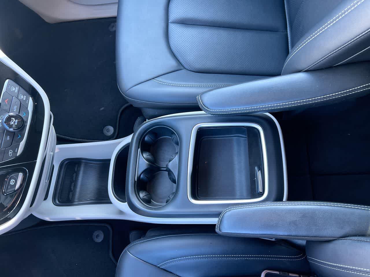 Thumbnail: 2024 Chrysler Pacifica - 21