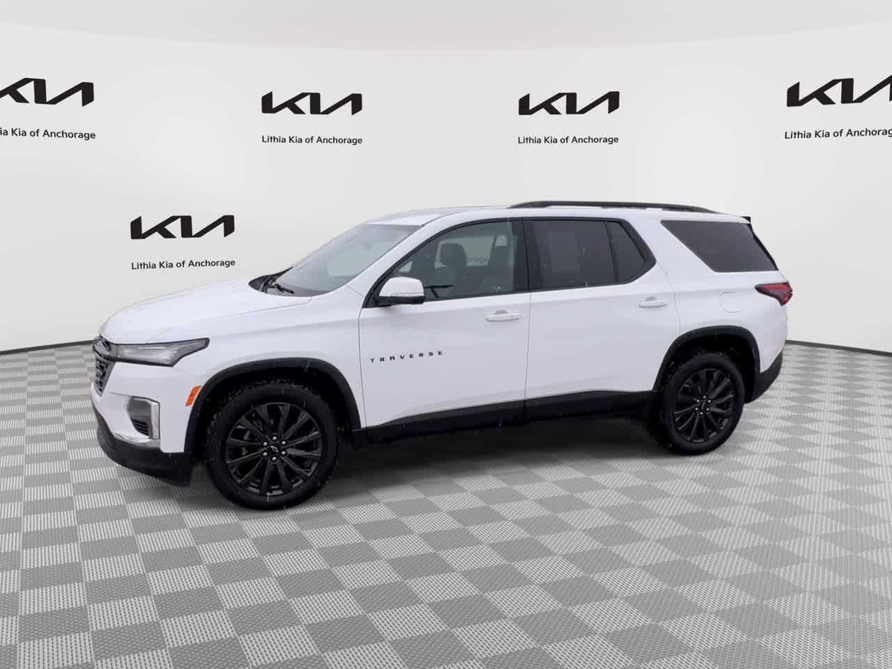 Thumbnail: 2023 Chevrolet Traverse - 4