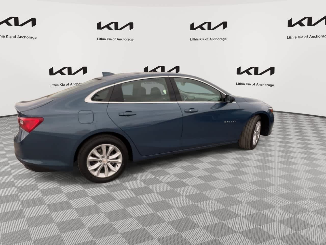 Thumbnail: 2024 Chevrolet Malibu - 9