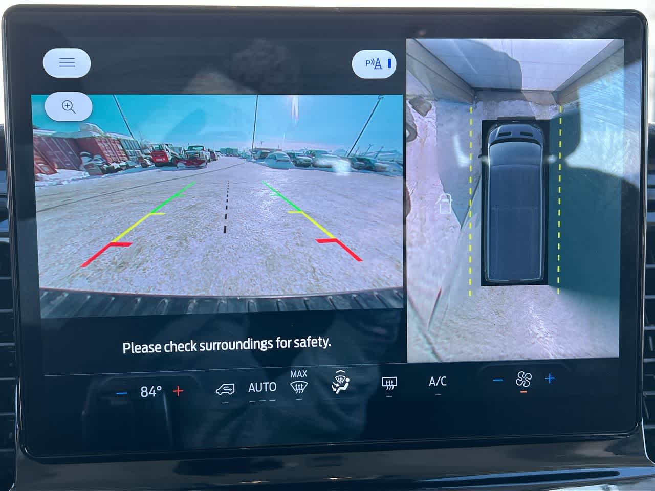 Thumbnail: 2023 Ford Econoline - 17