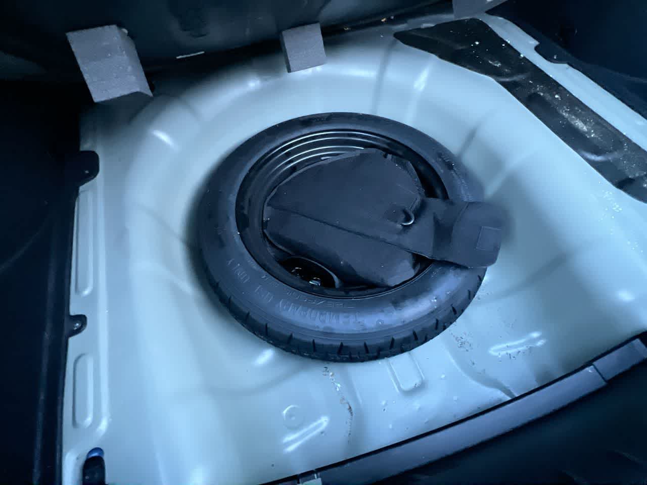 Thumbnail: 2023 Kia Rio - 26