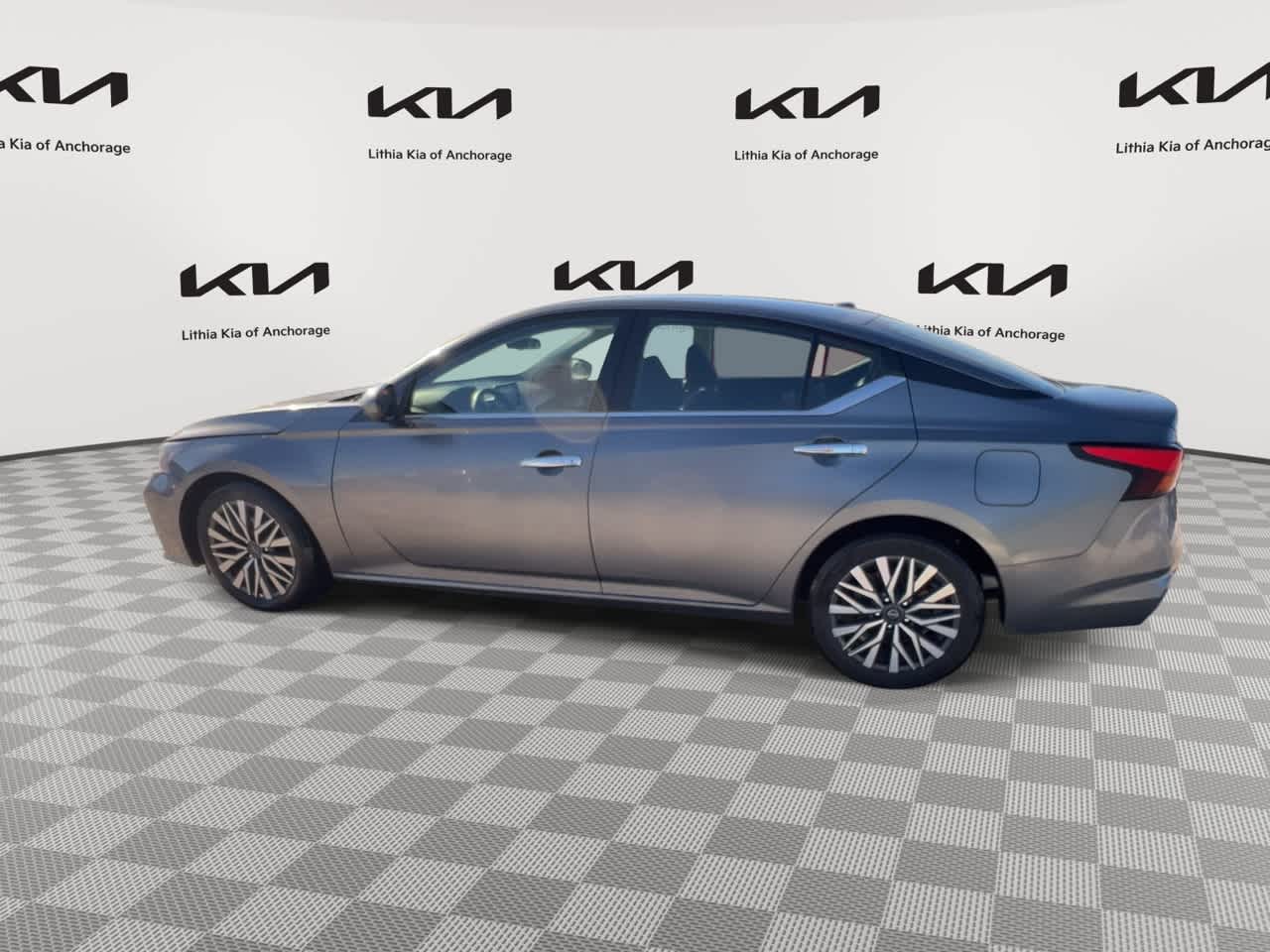 Thumbnail: 2023 Nissan Altima - 7