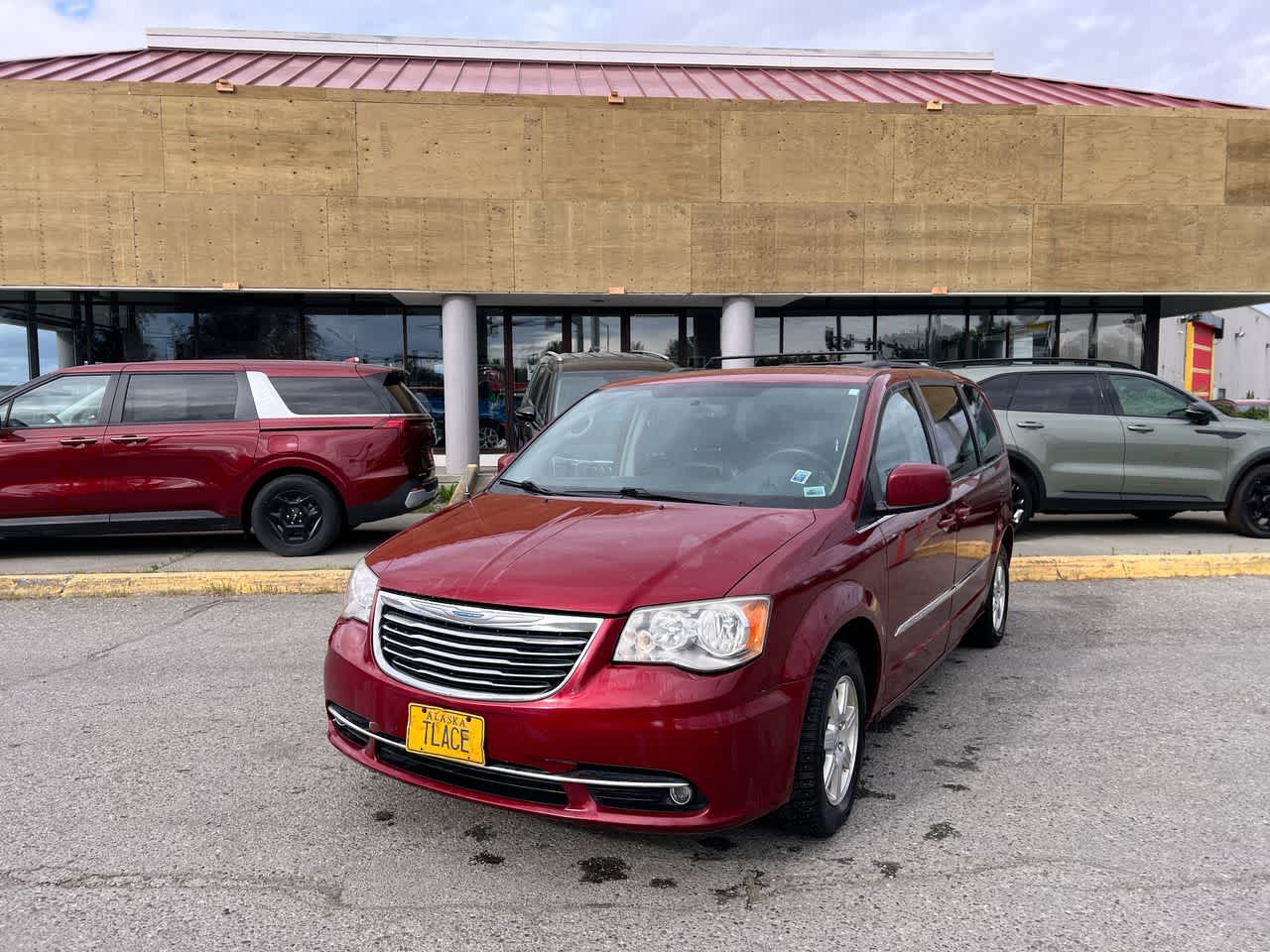 Thumbnail: 2012 Chrysler Town & Country - 1
