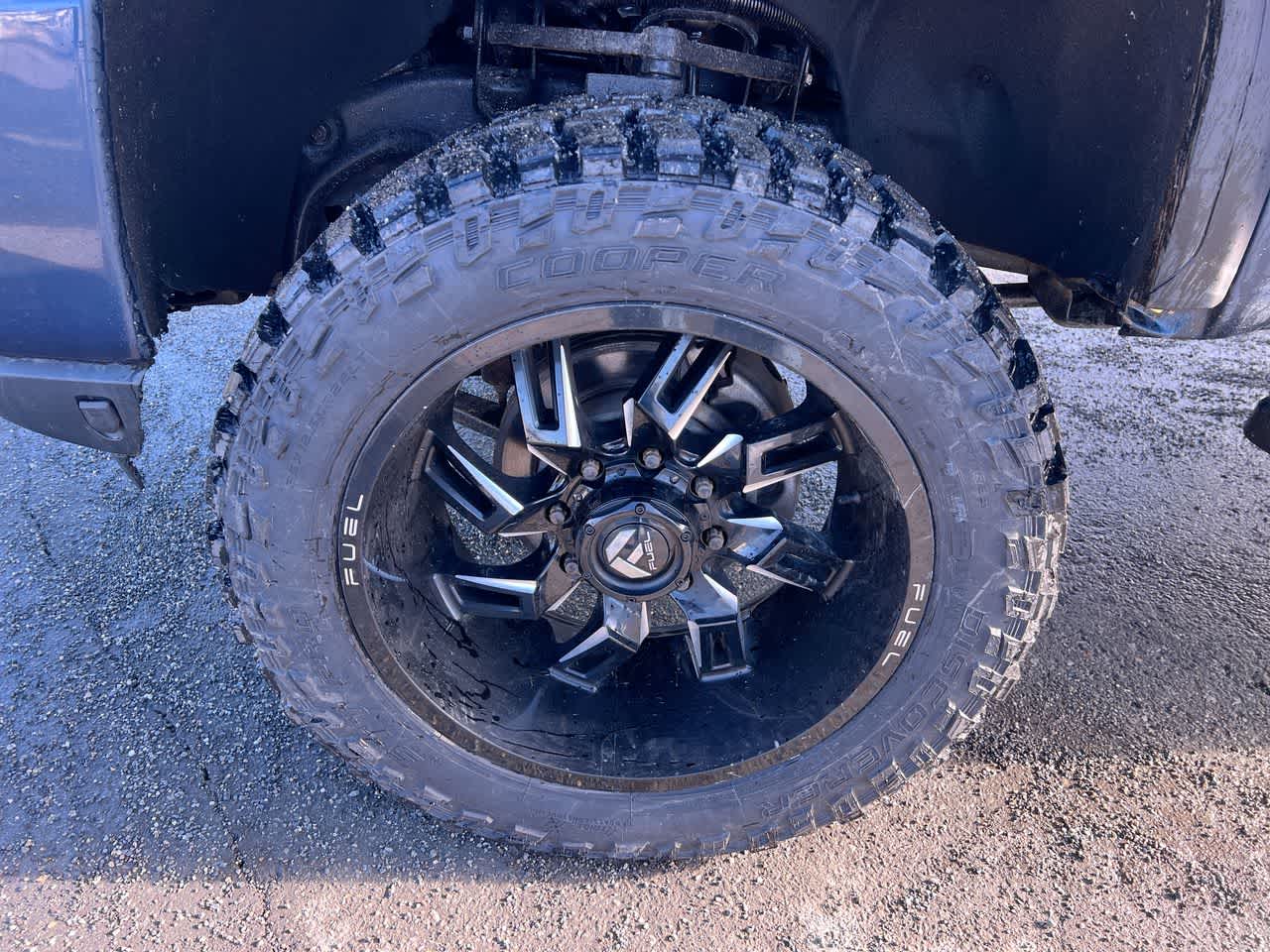 Thumbnail: 2021 GMC Sierra 2500 - 10