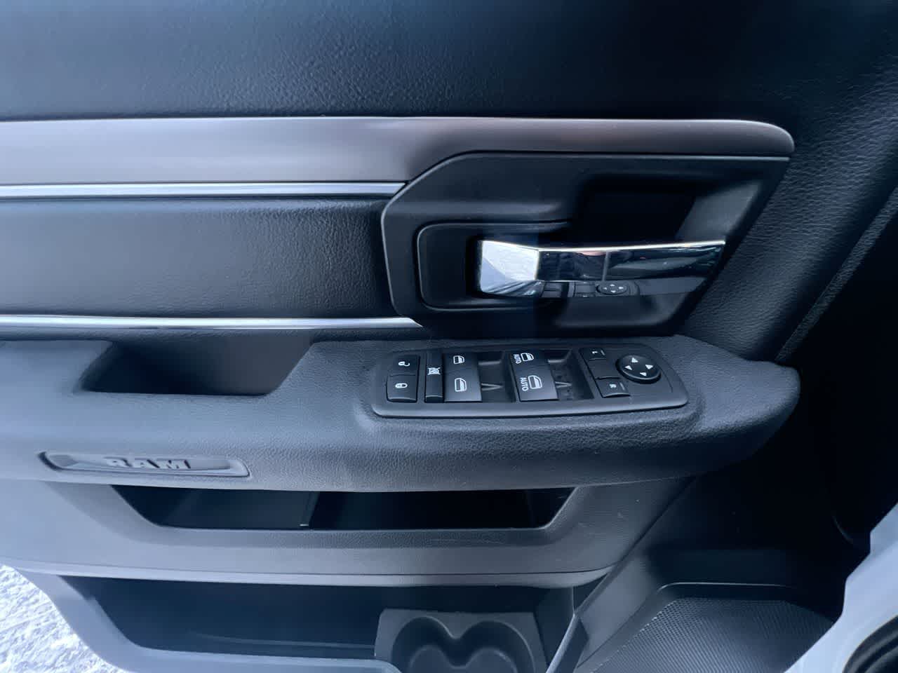 Thumbnail: 2024 RAM 1500 Classic - 13