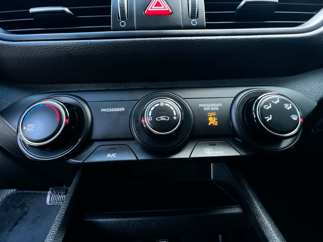 Thumbnail: 2023 Kia Forte - 19