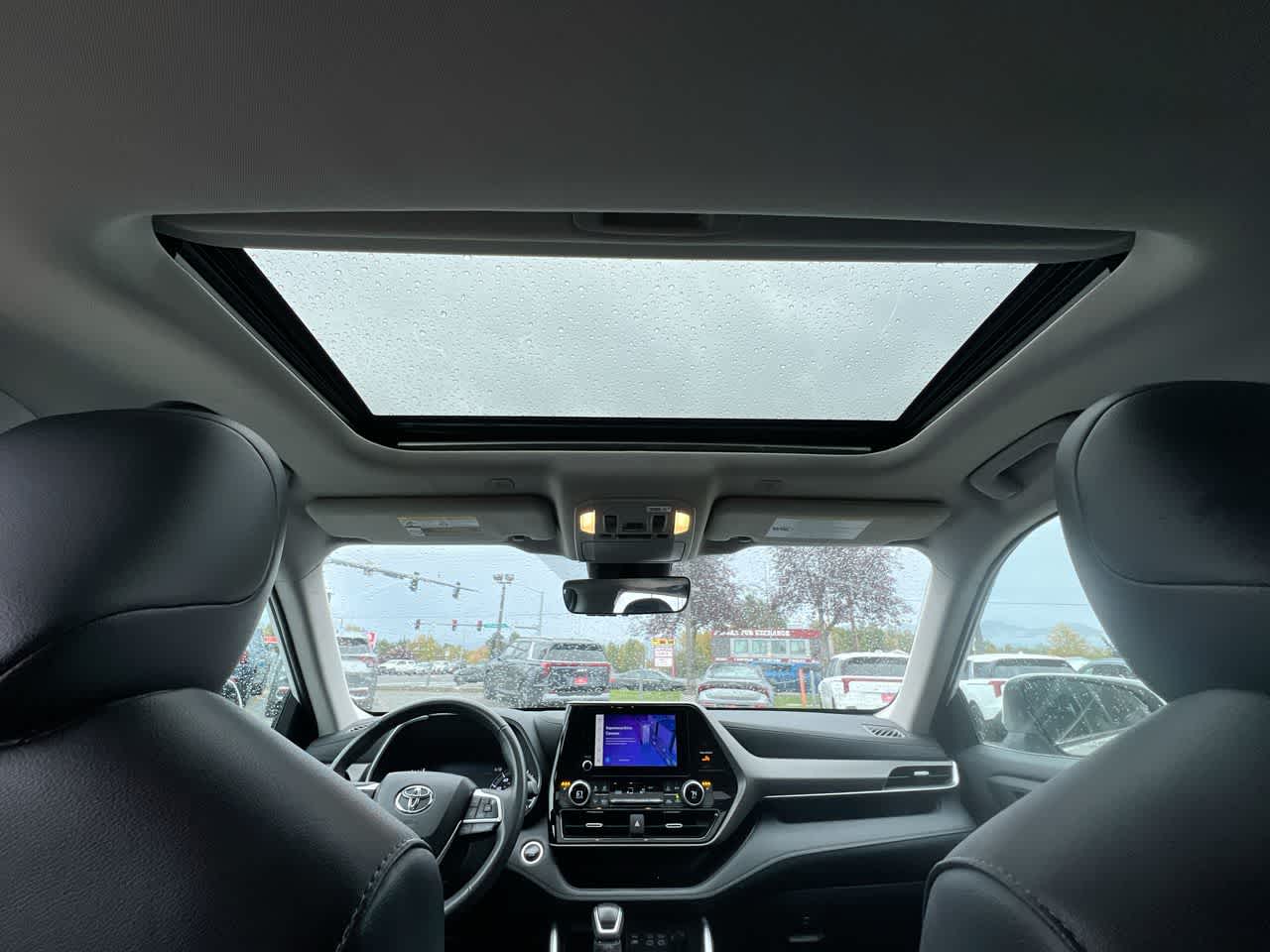 Thumbnail: 2024 Toyota Highlander - 22