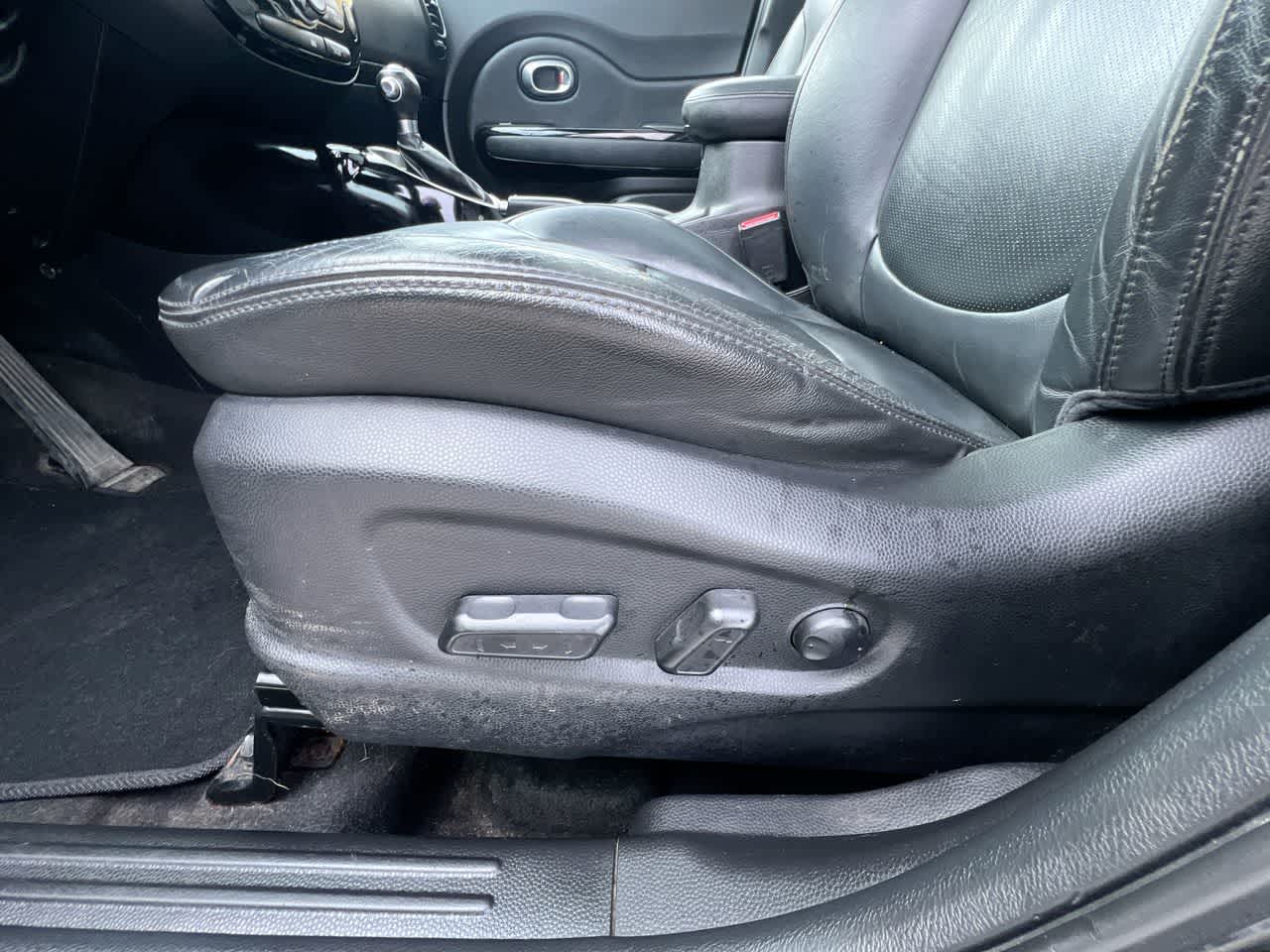 Thumbnail: 2015 Kia Soul - 12