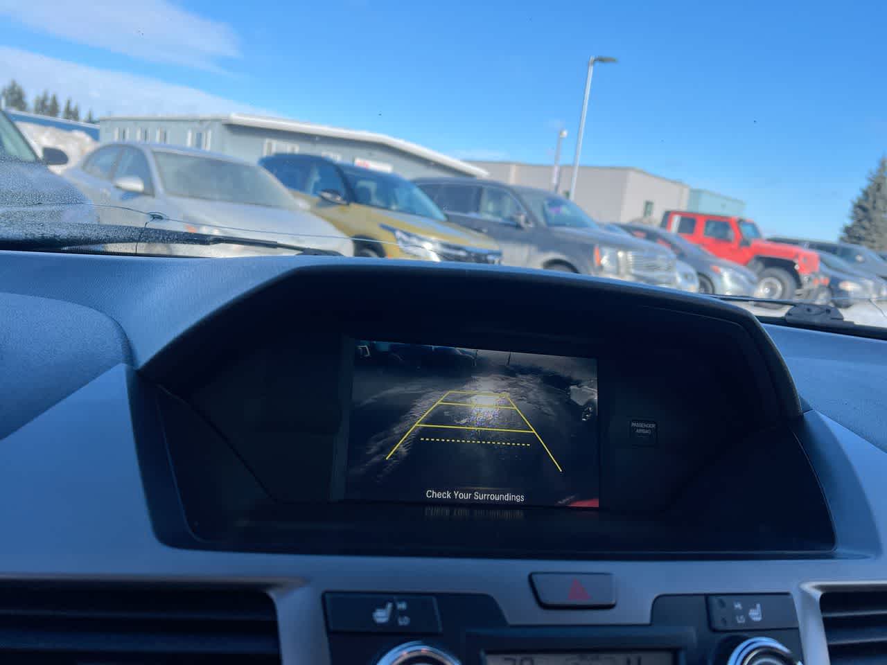 Thumbnail: 2015 Honda Odyssey - 17