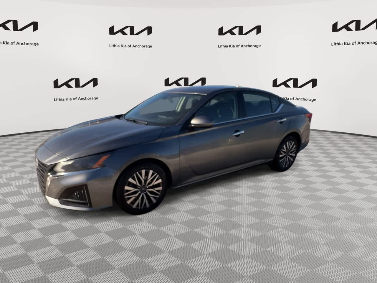 Thumbnail: 2023 Nissan Altima - 5