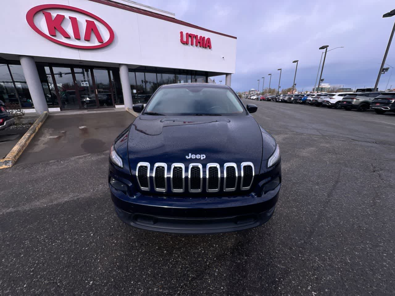 2015 Jeep Cherokee Sport 29