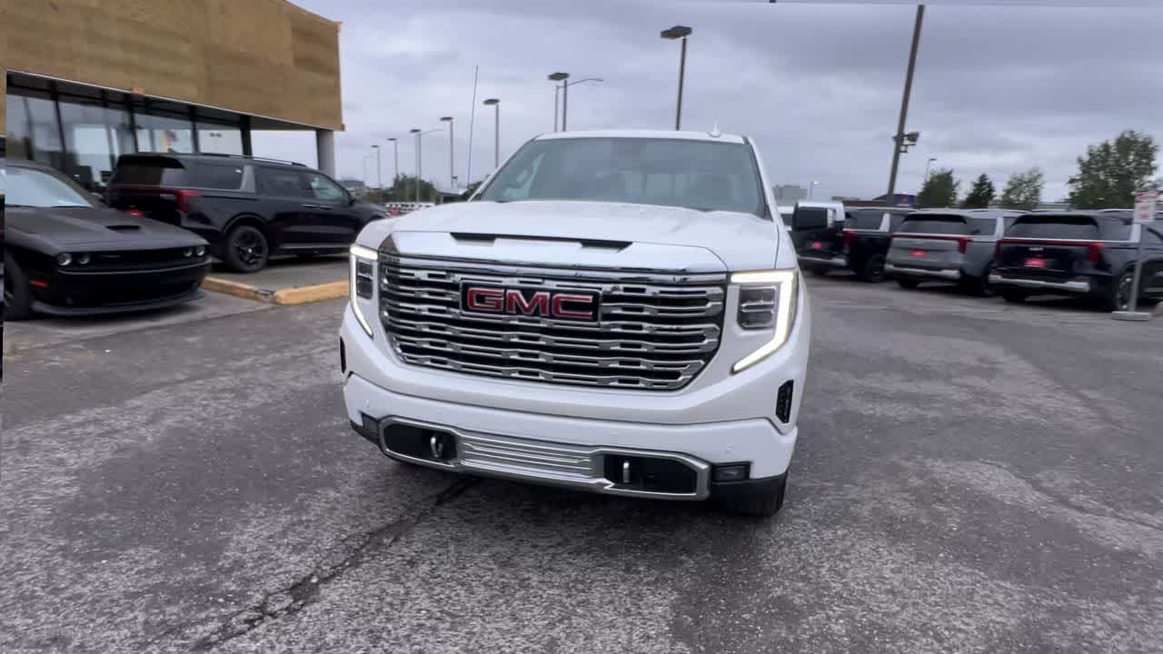 Thumbnail: 2023 GMC Sierra 1500 - 3