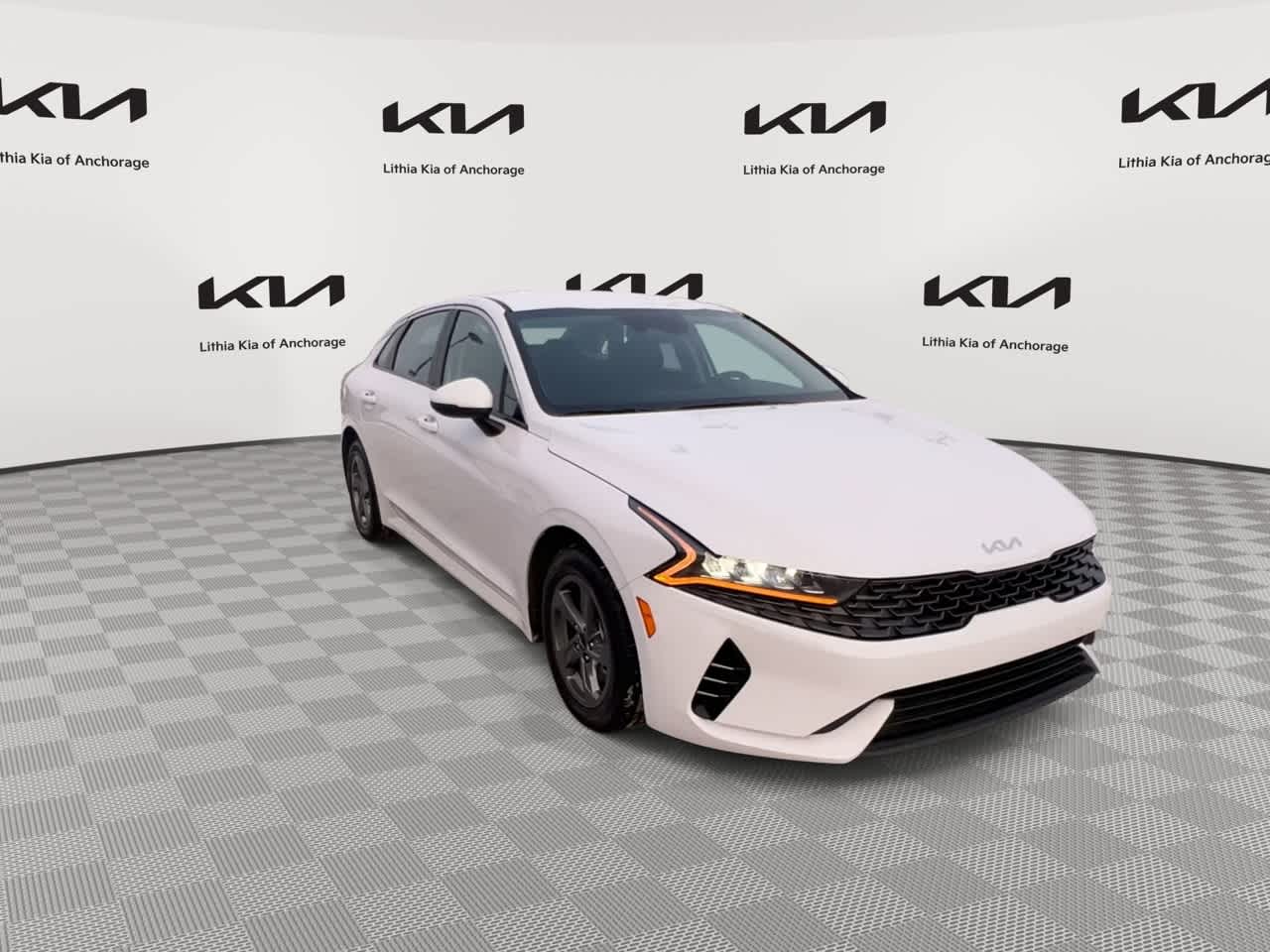 Thumbnail: 2023 Kia K5 - 2