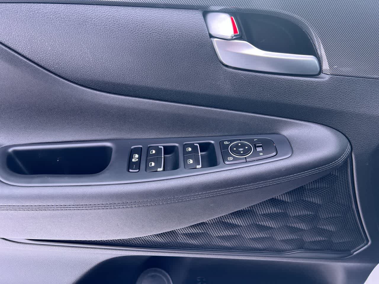 Thumbnail: 2023 Hyundai Santa Fe - 13