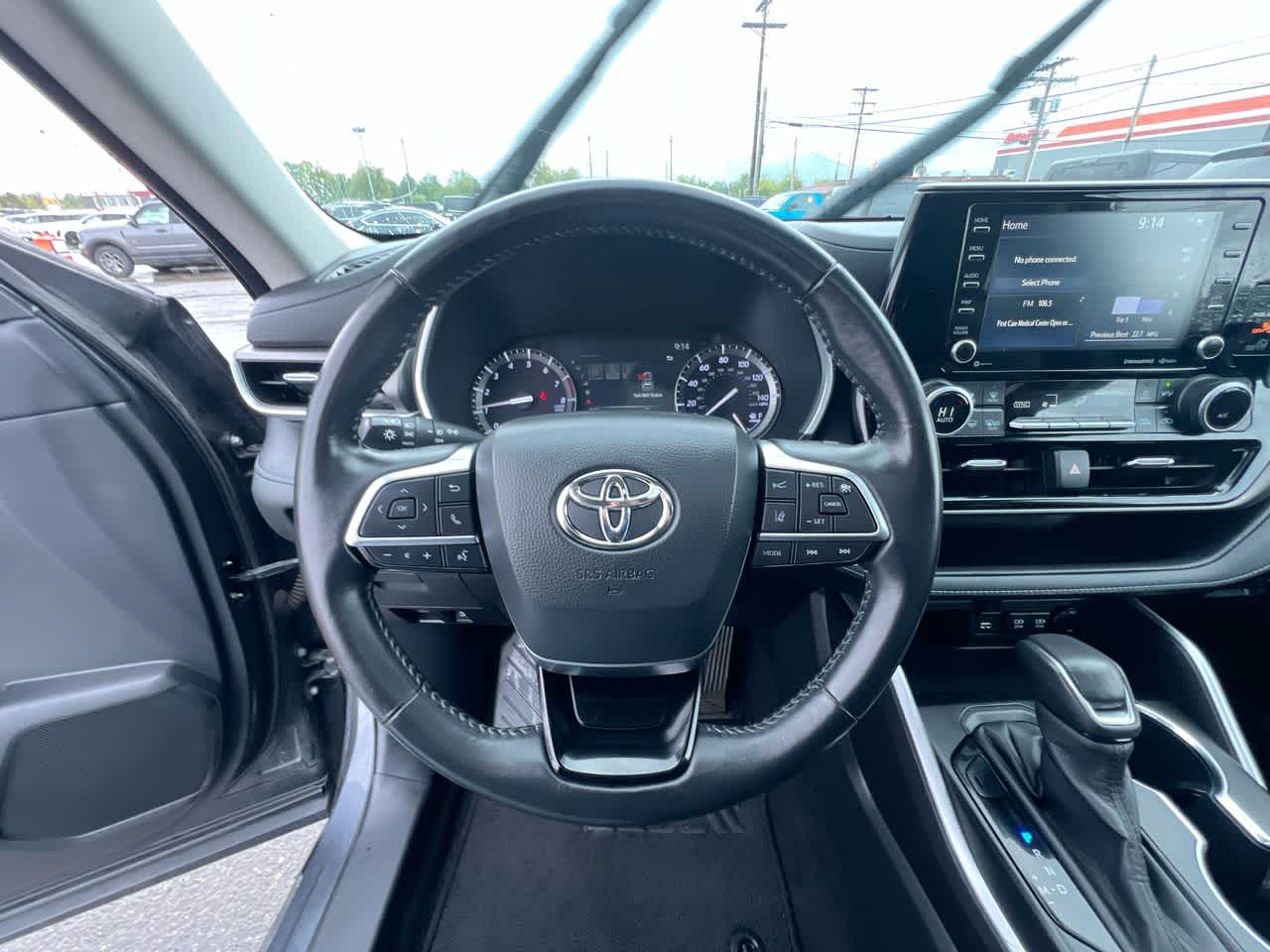 2020 Toyota Highlander XLE 14