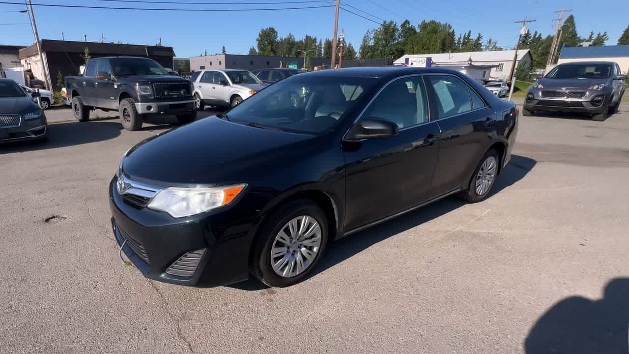 Thumbnail: 2012 Toyota Camry - 4