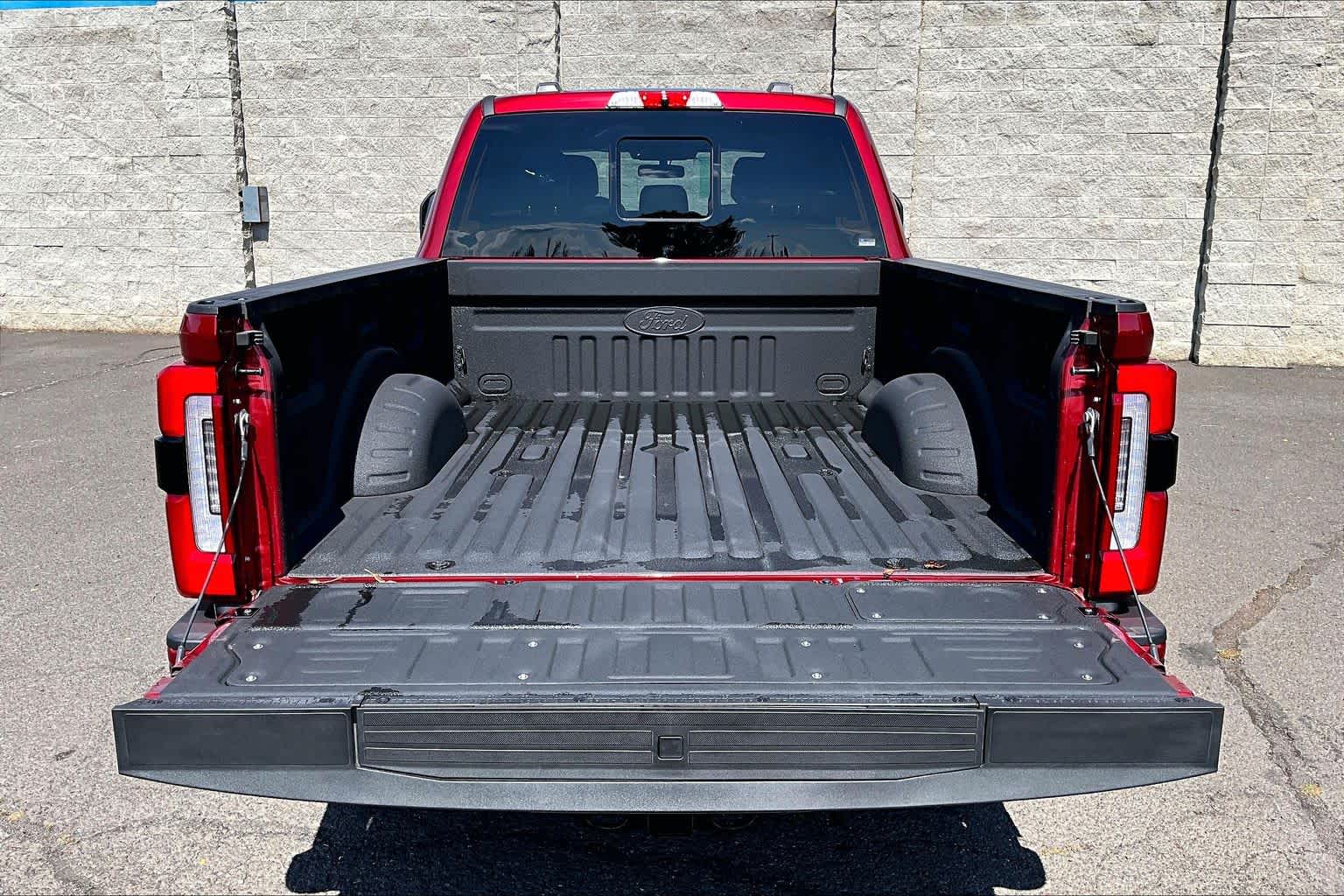 2026 Ford F-250 Super Duty Platinum - Photo 19