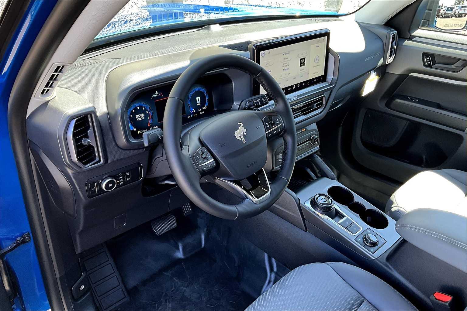 2025 Ford Bronco Sport Badlands photo 2