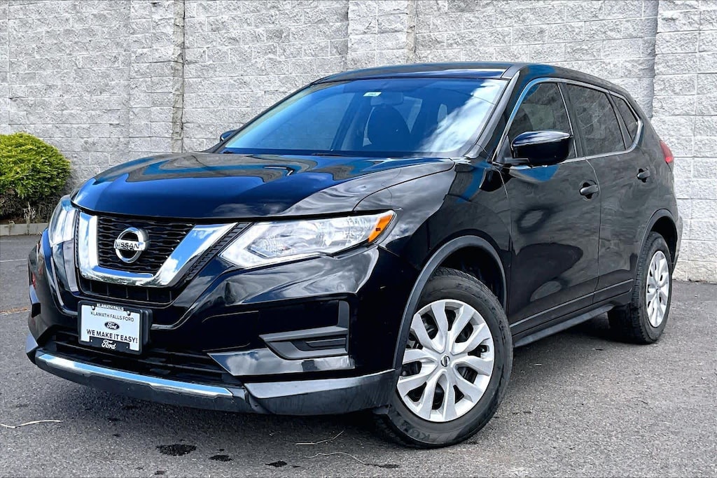 Used 2017 Nissan Rogue S SUV