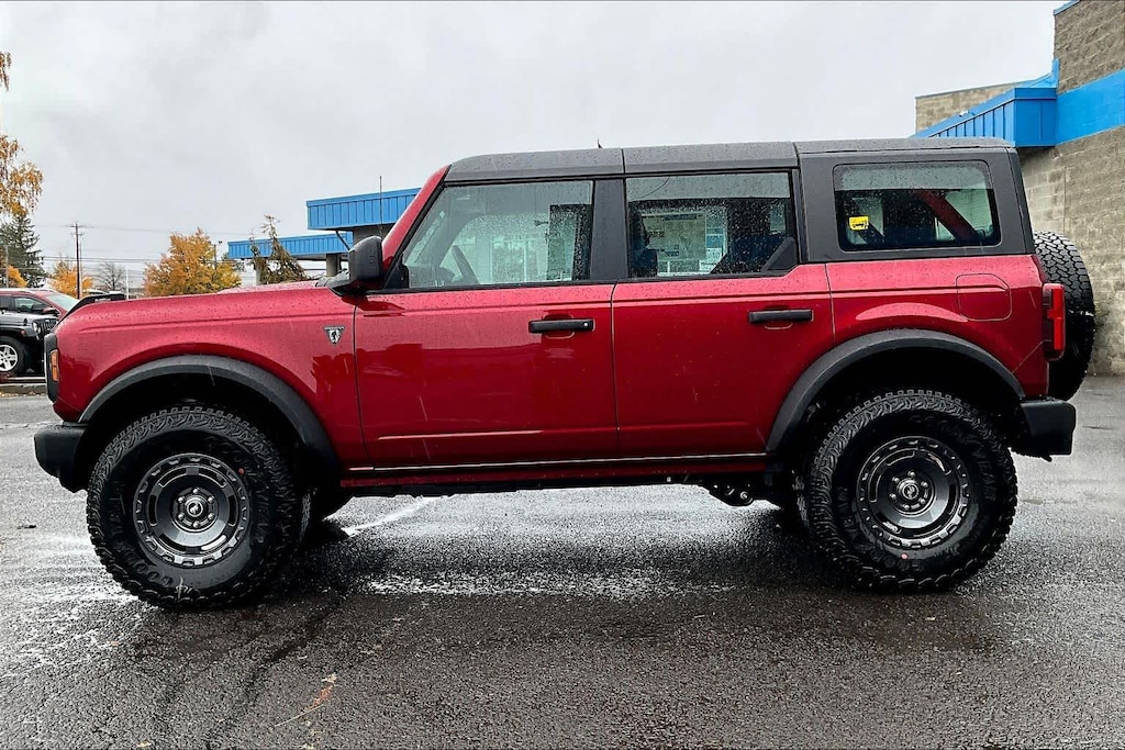 New 2025 Ford Bronco Base SUV