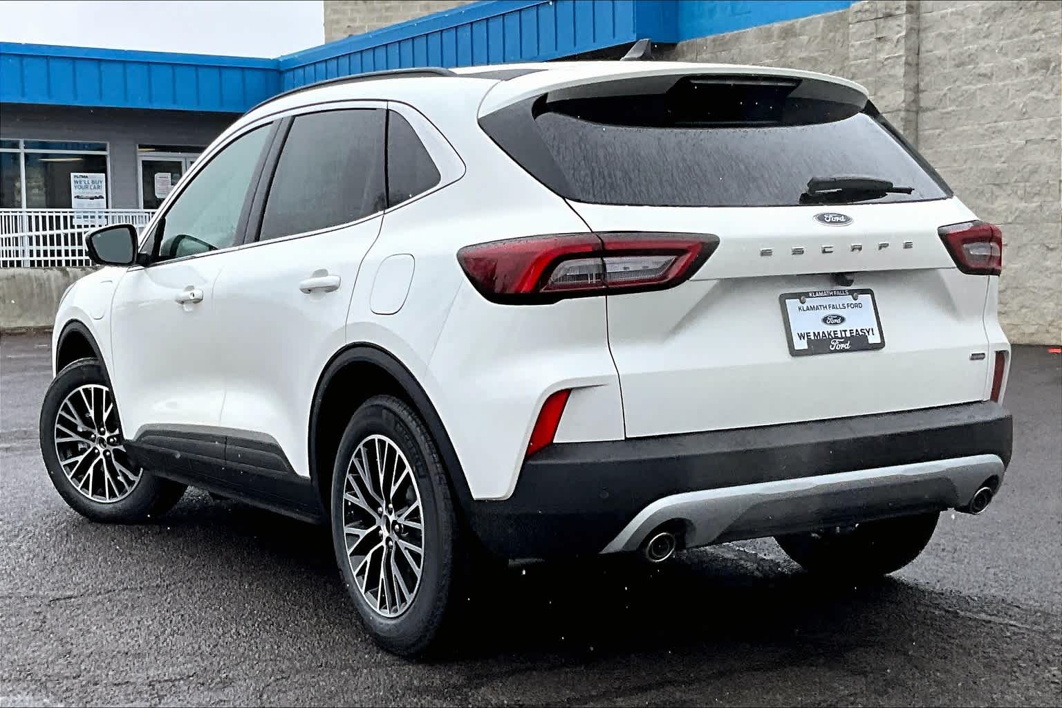 New 2025 Ford Escape SUV Plug-in Hybrid Star White Tri-Coat