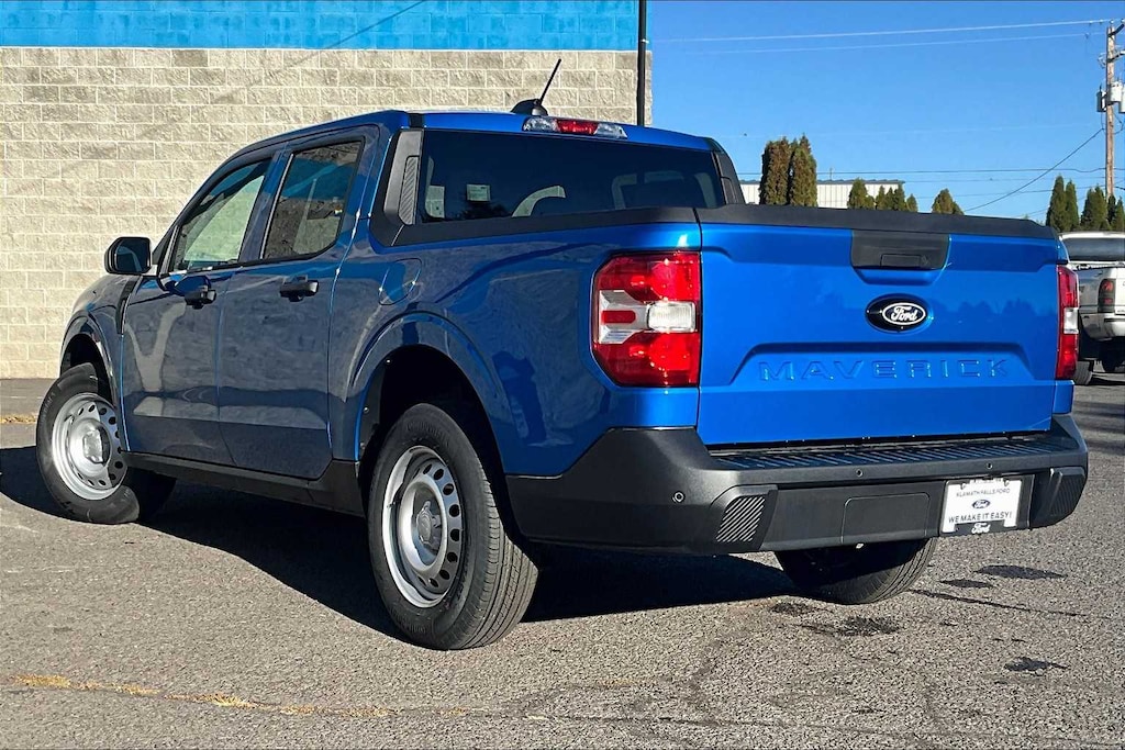New 2025 Ford Maverick XL Truck SuperCrew