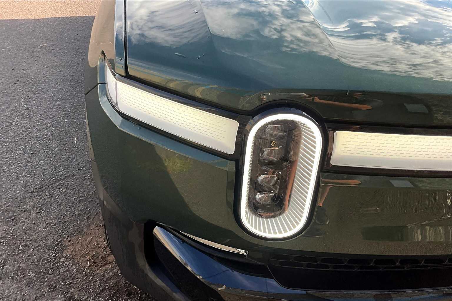 Used 2023 Rivian R1S Adventure with VIN 7PDSGABAXPN027566 for sale in Klamath Falls, OR