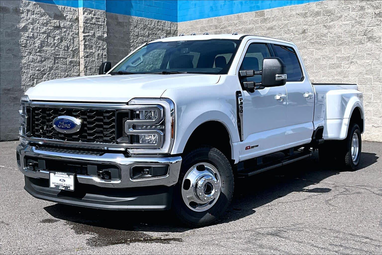 2026 Ford F-350 XLT 4x4 Crew Cab 8' Box DRW's photo