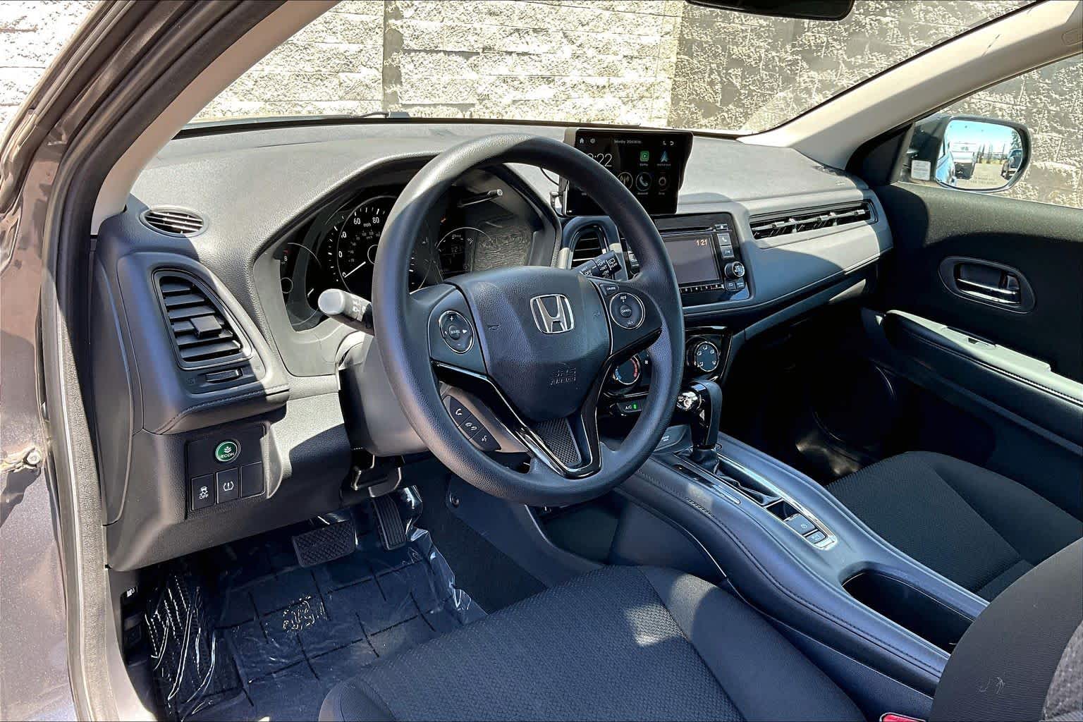 Used 2018 Honda HR-V LX with VIN 3CZRU6H34JG718929 for sale in Klamath Falls, OR