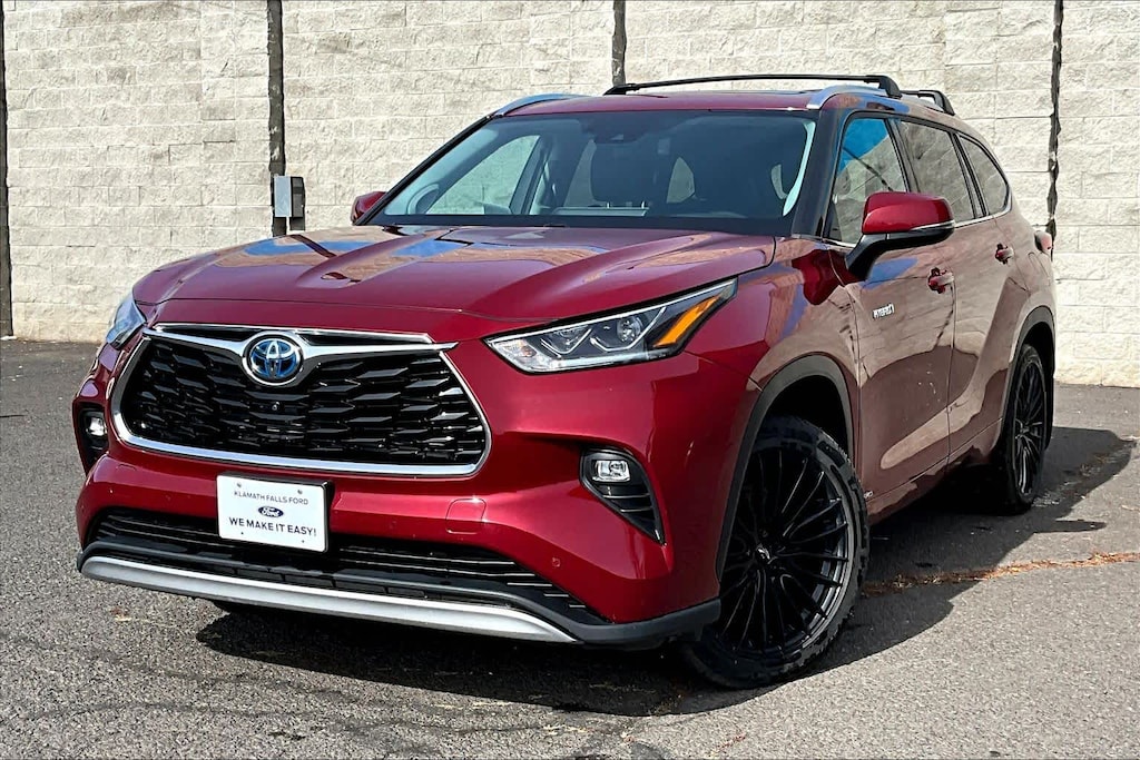 Used 2021 Toyota Highlander Hybrid Platinum SUV