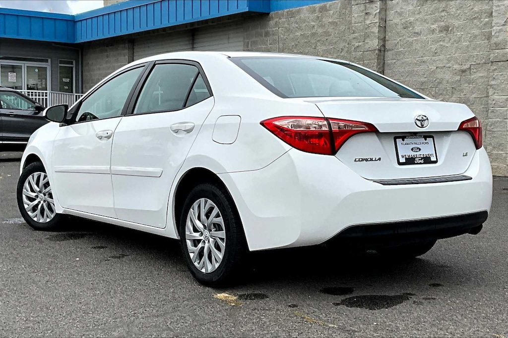 Used 2017 Toyota Corolla LE Sedan