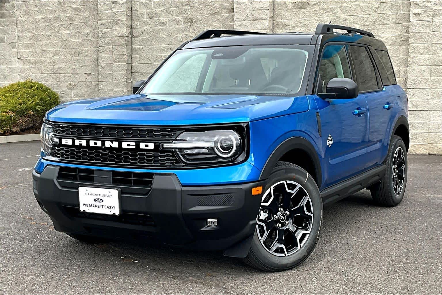 2025 Ford Bronco Sport Outer Banks's photo